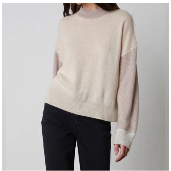 NWOT Velvet by Graham & Spencer 100% Cashmere sweater size Med - Picture 1 of 5
